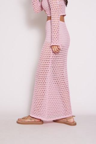 Ajurlu Aksesuarlı Triko Takım Pembe