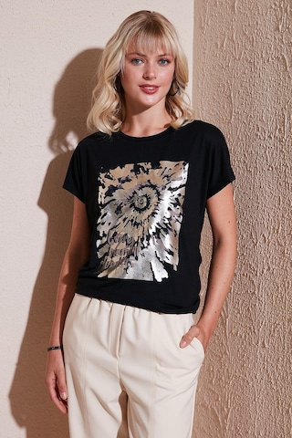 Lela Baskılı Bisiklet Yaka Regular Fit Bayan T Shirt 6671001 Siyah