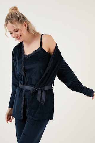 Lela Regular Fit Dantelli Yumuşak Dokulu Sabahlıklı Kadife Bayan Pijama Takımı 6095545 Lacivert