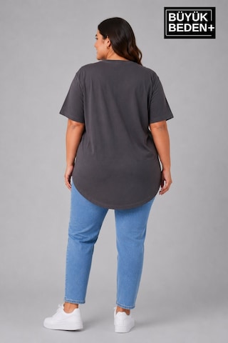 Superlife Büyük Beden Kadın Bisiklet Yaka Basic Oval Etek Detalylı 3xl-6xl Uzun Tunik Spr26btsk502 Antrasit