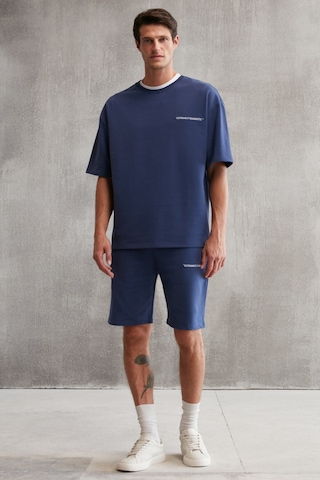 Colombıa  Erkek 2'li Set Comfort Fit Rahat Kalıp Yazı Nakışlı Şardonsuz Lacivert Eşofman Takımı