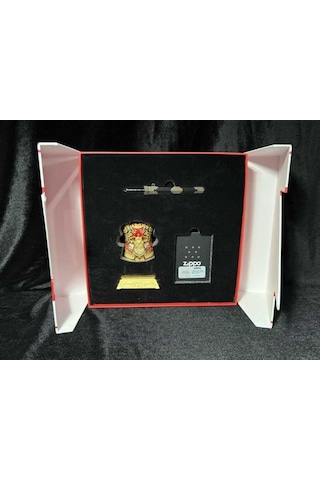 Zippo Japan Samurai Armor Special Edition - Savaşçı Ruhu Ellerinizde Led Işıklı