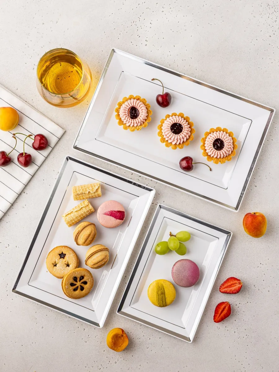 Family Co. Tek Kullanımlık Plastik Servis Tabakları Seti 6 Adet. 253639630 100 adet