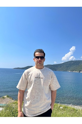 Erkek Bisiklet Yaka Oversize Baskılı T-shirt Krem