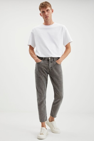 Gılberto  Erkek Carrot Fit Havuç Paça Eskitme Yıkamalı Kalın Dokulu Denim Gri Jeans