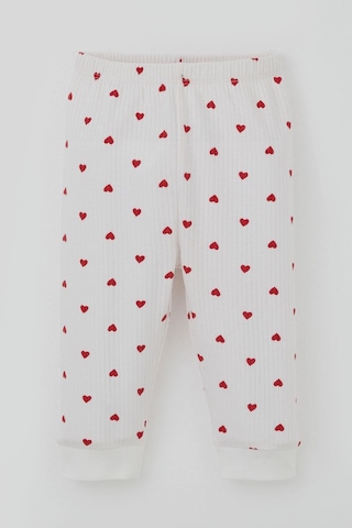 Breeze Kız Bebek Pijama Takımı Omuzdan Patlı Kalp Desenli 4 Ay-1 Yaş, Ekru Ekru