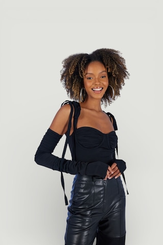 Holly Lolly Çıkarılabilir Kollu Fiyonk Bağlamalı Ribbon Bodysuit Siyah