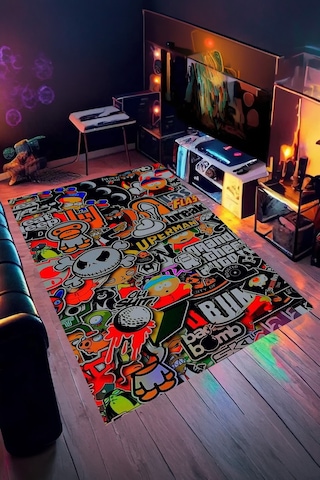 Sticker Bomb Karışık Desen Yıkanabilir Kaymaz Taban Genç Odası Halısı Gnc8