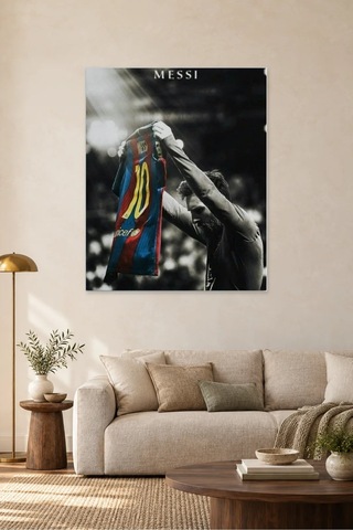 Fida Messi 10 Numaralı Formayı Kaldırırken Canvas Tablo
