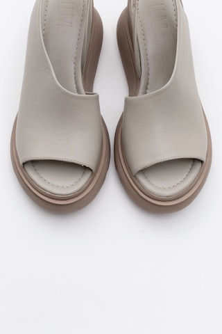 Luvishoes Luvi Shoes Agusto Taş Cilt Hakiki Deri Kadın Dolgu Topuk Sandalet Taş Rengi Taş