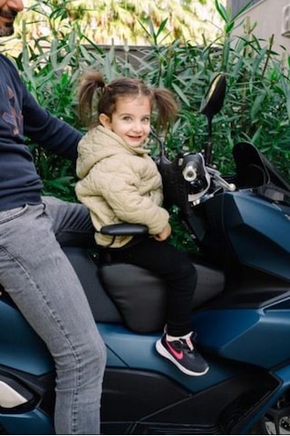 Honda FORZA Motosiklet Çocuk Koltuğu, Emniyet Kemerli, Deri, Kollu, 4-8 Yaş