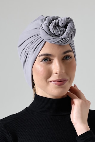 Üç Farklı Bağlamalı Tesettür Hazır Pratik Şal Gri Gri