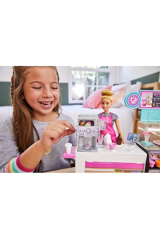 Barbie'nin Kahve Dükkanı Oyun Seti Gmw03