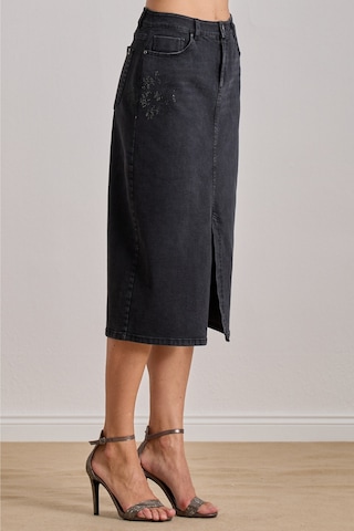 Diz Boy Siyah Jean Etek Siyah