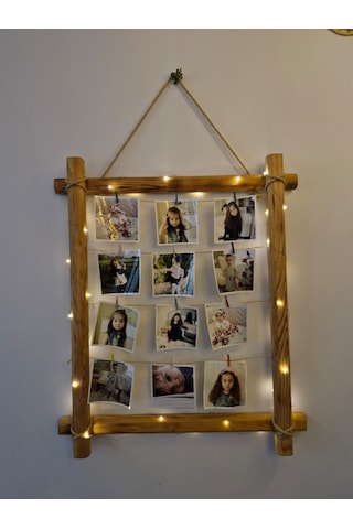 Anı Çerçevesi Çam Ağacı Ledli Hediyelik 12 Fotoğraflık Anı Çerçevesi 10x10 Cm Boyutuna Uygun