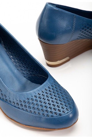 Analin Shoes Kadın Hakiki Deri Petek Baskılı Dolgu Topuklu Ayakkabı Kot Mavi