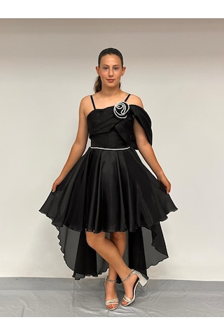 Kız Çocuk Abiye Askılı Siyah Tek Omuz Gül Detaylı Kuyruklu Şifon Abiye Elbise 10-15 Yaş Siyah