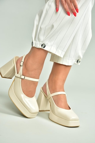 Fox Shoes S282030908 Bej Rugan Kalın Topuklu Kadın Ayakkabı Bej