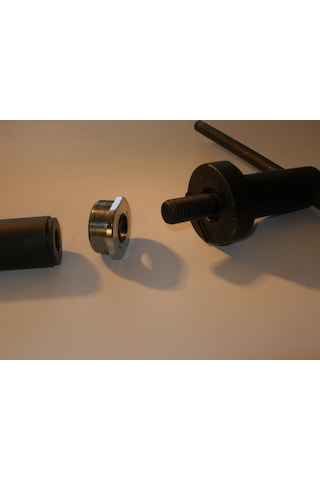 Unior Bilyeli Sağ Orta Yatak Sökme-takma Anahtarı 1607-4 Siyah