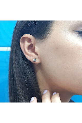 Lova 0.10 Karat Pırlanta Tektaş Çiçek Küpe - 3040086