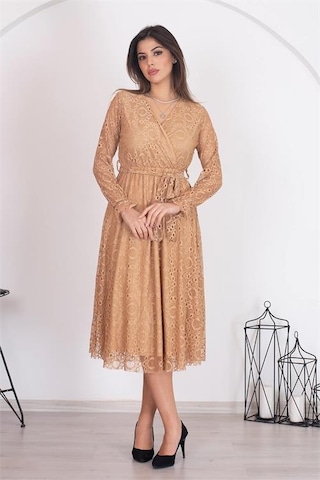 Neşeli Butik Kadın Camel Kuşaklı Kruvaze Yaka Astarlı Dantel Elbise Rssn31 Camel