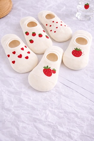 Hitit Socks Kadın5 Çift Çilek Ve Kalp Desenli Yüksek Pamuklu ... Çok Renkli
