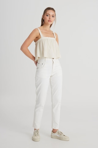 Wrangler Relaxed Fit Geniş Kesim Kare Yaka Ekru Bluz W241604104 Ecru