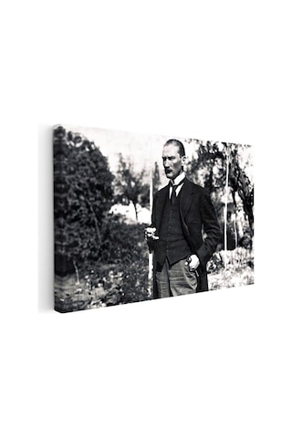 Kanvas Tablo Atatürk Bahçede Bastonlu Duruş Atatürk Tablosu Ev Ofis Duvar Dekoru 1