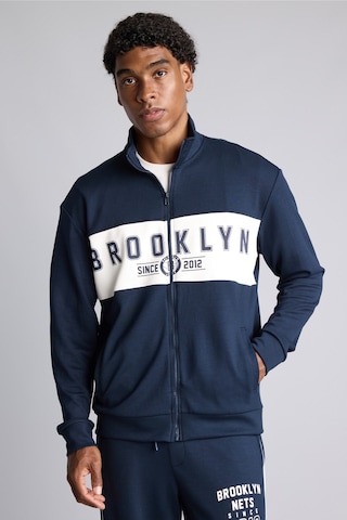 Defacto Nba Lisanslı Brooklyn Nets Standart Fıt Dik Yaka Fermuarlı Sweat Hırka H7734ax26aunv253 Lacivert-nv253