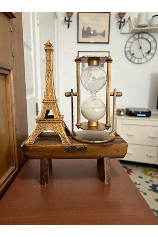 Eyfel Kulesi Cam Kum Saati Dekoratif Biblo Figür Ahşap Standlı Modern Ev Dekorasyon Hediyelik Eşya 20x14cm