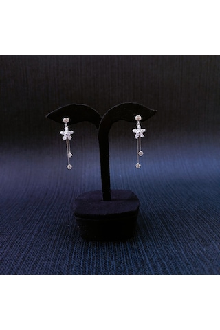 925 Ayar Sallanır Tasarımlı Kadın Gümüş Küpe -sade Ve Şık Gümüş