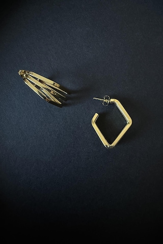 Gold Kaplama Piramit Model Çelik Küpe Gold