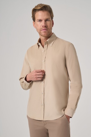 Morven Erkek Bej Pamuk Trend Dynamic Fit Düğmeli Yaka Gömlek 26ks004001653 Bej