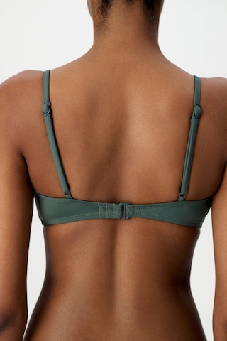 Penti Yeşil Front V Bikini Üstü