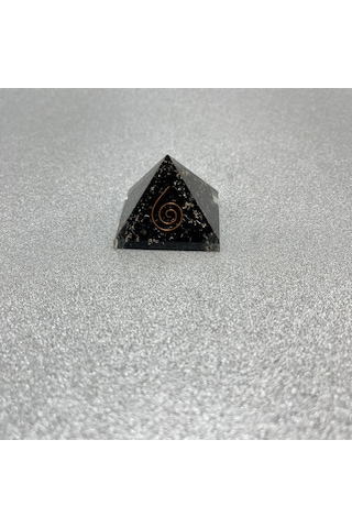Shungite Orgonit Piramit 4x3.5 Cm 35 Gr