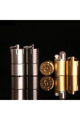 Wezone Mini Metal Kerosene Çakmak - Dayanıklı Konstruksiyon, Yakıt Kaybı Önleyici, Anahtar Zinciri İle Kolay Taşıma - Gümüş Renk Gümüş