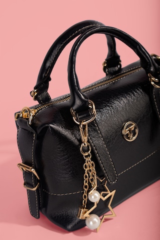 Westbag Kadın Parlak Rugan Deri Star Charm Detaylı El Ve Omuz Askılı Çanta Siyah