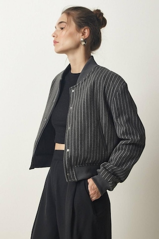 Rovebella Bellissimo Çizgili Gri Kaşe Crop Ceket