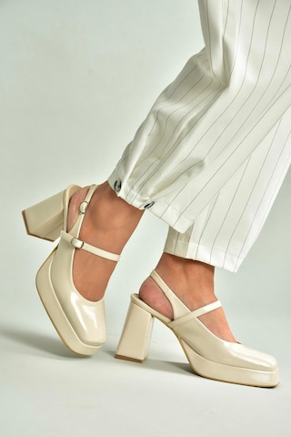 Fox Shoes S282030908 Bej Rugan Kalın Topuklu Kadın Ayakkabı Bej