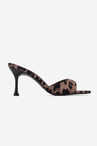 Valmenti Kadın Tekstil Leopar Topuklu Terlik 932 Y278 Bn Trlk Y26 Leopar Saten Çok Renkli
