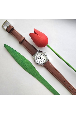 Retro Kadın Kol Saati Vintage Tasarım Gümüş Renk Kayışlı Ikonik, Minimal Gümüş Altın