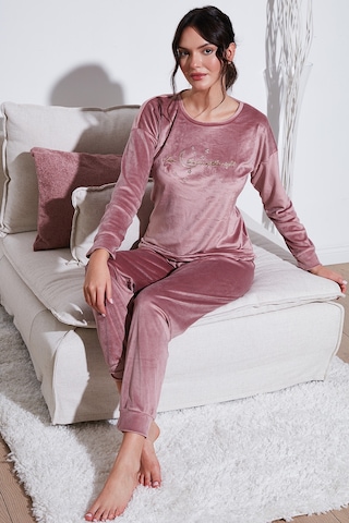 Lela Regular Fit Yumuşak Dokulu Kadife Bayan Pijama Takımı 6094200W4 Pudra