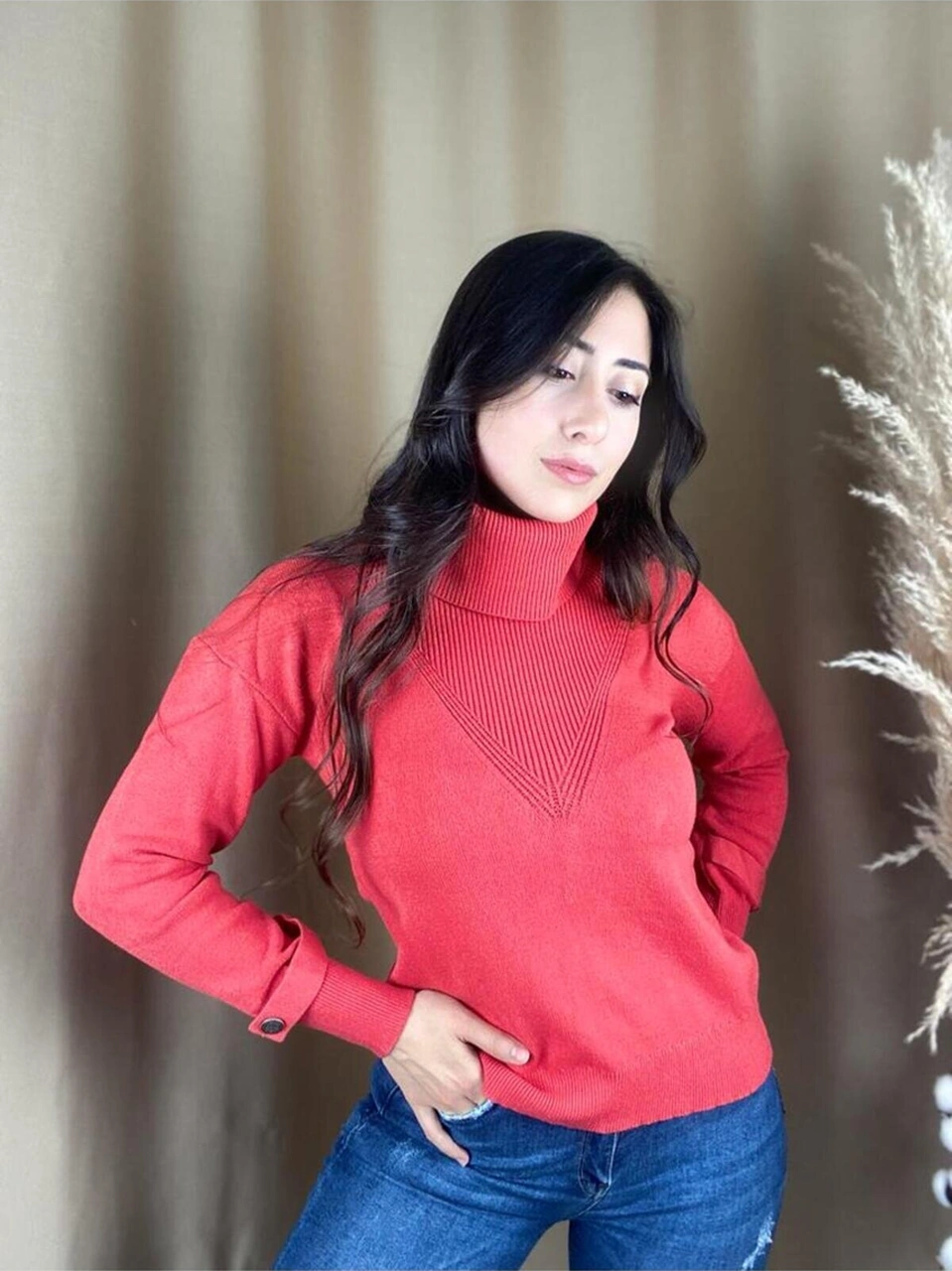 Mamayaga Kadın Boğazlı Uzun Kol Rahat Kalıp Triko Nar Çiçeği Kazak Nar Çiçeği