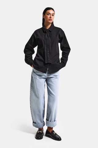 it's basic Kadın Siyah Oversize Kravat Detaylı Özel Tasarım Bol Kesim Gömlek