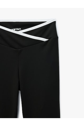 Koton Asimetrik Biyeli Kemer Detaylı Yüksek Bel Slim Fit Spor Tayt Siyah 7wak40117nk
