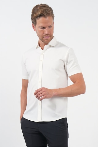 İmza Beyaz İtalyan Yaka Kısa Kol Cepsiz Slim Fit Esnek Gömlek 1004260159