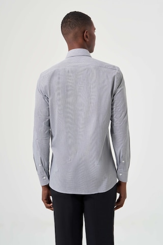 Bisse Erkek Regular Fit Klasik Gömlek Sıyah Gm23k232013 D99 Siyah