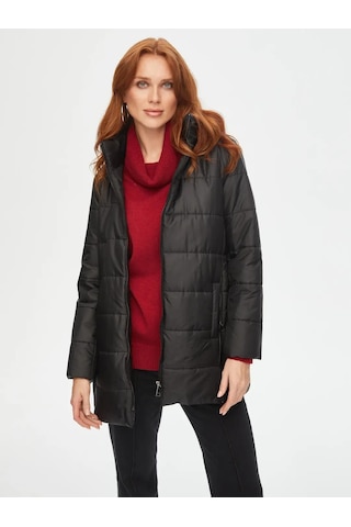 Faik Sönmez Yanları Fermuar Detaylı Kapüşonlu Kapitone Kadın Kaban Siyah