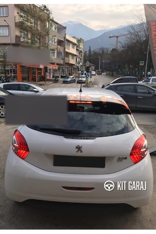 Peugeot 208 Spoiler Kapağı