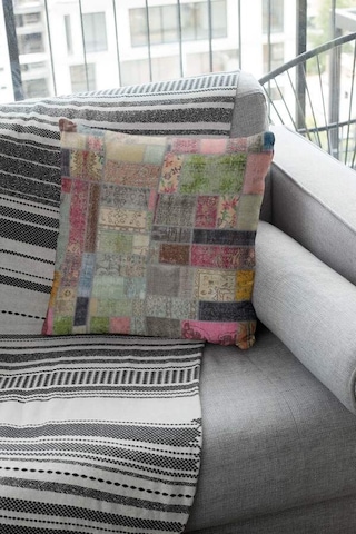 Çok Renkli Patchwork Çift Taraflı Kırlent Kılıfı Krl346n11
